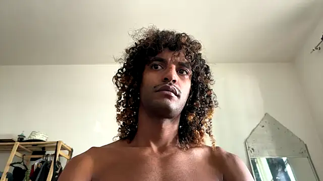 Snapshot of gerson173Hugo chatting on February 28, 2026, 11:43 am gerson173Hugo online show from February 28, 2026, 11:43 am