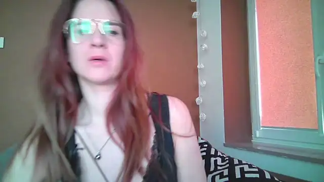 KayaRose online show from October 14, 2025, 6:25 am