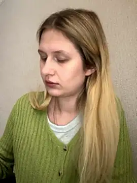 Snapshot of cellardoor___ chatting on January 12, 2026, 9:38 am cellardoor online show from January 12, 2026, 9:38 am