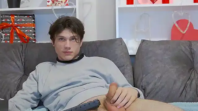 Snapshot of CalvinCay chatting on February 4, 2025, 8:49 pm CalvinCay online show from February 4, 2025, 8:49 pm