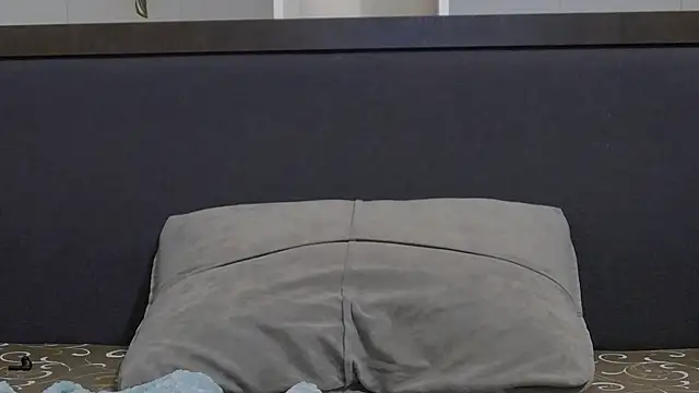 Snapshot of CalvinCay chatting on January 18, 2025, 3:20 am CalvinCay online show from January 18, 2025, 3:20 am