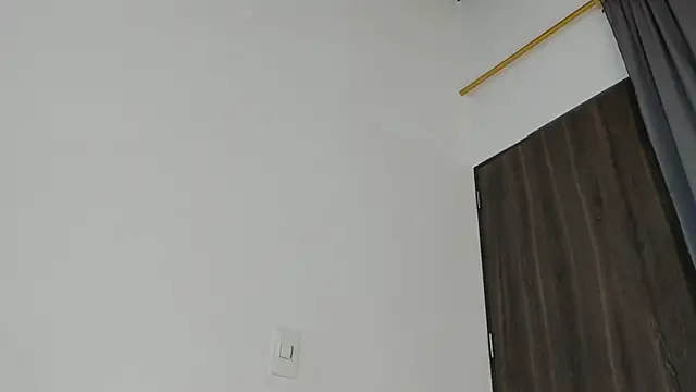 emilyrojas online show from March 12, 2025, 3:51 pm