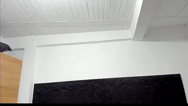 Snapshot of emakross chatting on September 17, 2025, 10:56 pm emakross online show from September 17, 2025, 10:56 pm