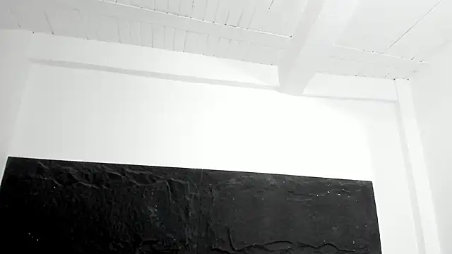 Snapshot of emakross chatting on February 24, 2025, 11:52 pm emakross online show from February 24, 2025, 11:52 pm