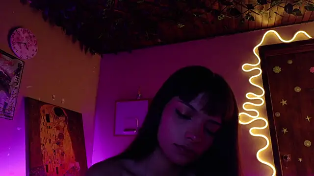 maryberry   online show from November 27, 2025, 10:32 pm