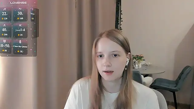 Snapshot of Alyaley chatting on July 13, 2026, 11:04 pm Alyaley online show from July 13, 2026, 11:04 pm
