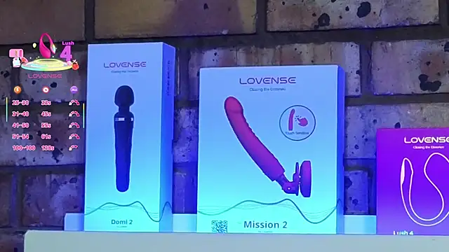 Snapshot of Astoria_Moon chatting on September 21, 2025, 8:14 pm Astoria Moon online show from September 21, 2025, 8:14 pm