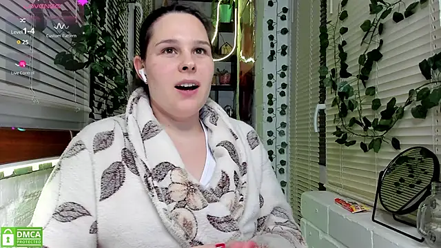 Candys booty online show from December 18, 2024, 9:51 pm