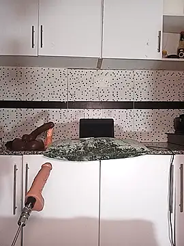 Snapshot of Bella045 chatting on September 22, 2025, 1:11 am Bella045 online show from September 22, 2025, 1:11 am