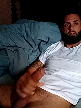 Snapshot of momentum2023 chatting on September 21, 2025, 11:26 am momentum2023 online show from September 21, 2025, 11:26 am