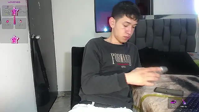 Mr daren  online show from March 20, 2025, 3:25 pm