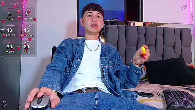 Mr daren  online show from September 13, 2025, 5:13 pm