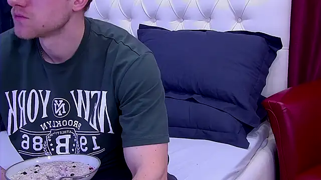 Snapshot of EthanPinkman chatting on September 25, 2025, 4:18 am EthanPinkman online show from September 25, 2025, 4:18 am