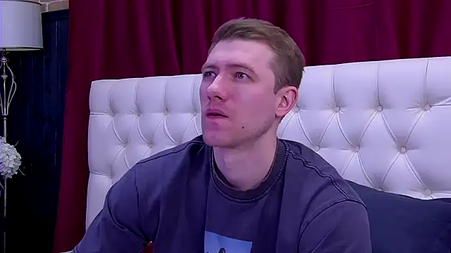 Snapshot of EthanPinkman chatting on September 28, 2025, 3:46 am EthanPinkman online show from September 28, 2025, 3:46 am