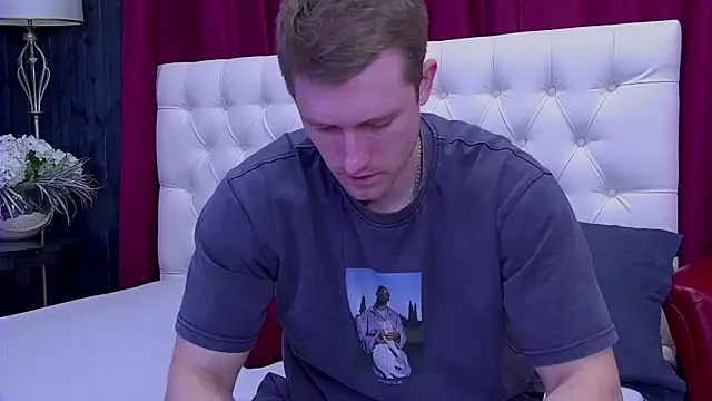 Snapshot of EthanPinkman chatting on September 22, 2025, 4:29 am EthanPinkman online show from September 22, 2025, 4:29 am