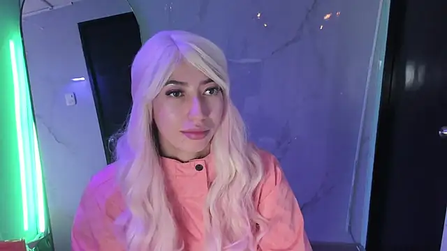 LilithCooperr  online show from February 7, 2026, 3:47 am