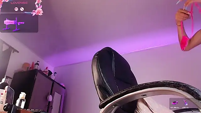 vero sweet18 online show from November 13, 2025, 8:35 pm