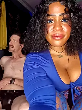 Snapshot of AmazonianMistress chatting on December 31, 2024, 12:32 am AmazonianMistress online show from December 31, 2024, 12:32 am