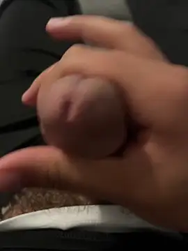 Snapshot of mario24thunder chatting on September 14, 2025, 10:21 pm mario24thunder online show from September 14, 2025, 10:21 pm