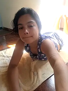 Snapshot of littlemelii chatting on May 14, 2026, 7:00 pm littlemelii online show from May 14, 2026, 7:00 pm