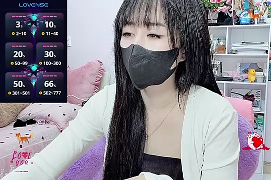  LLisa  online show from January 14, 2026, 2:15 am