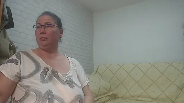 EmmaSquirt online show from February 13, 2025, 9:27 pm