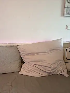 Snapshot of Alisa-Marie chatting on February 27, 2026, 12:27 pm Alisa-Marie online show from February 27, 2026, 12:27 pm