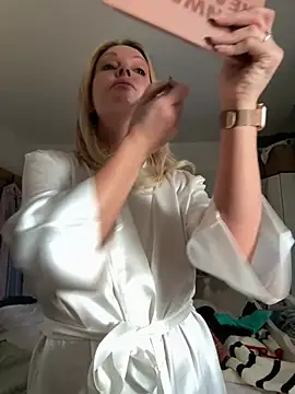 Snapshot of JodiSands chatting on February 28, 2025, 11:03 am JodiSands online show from February 28, 2025, 11:03 am