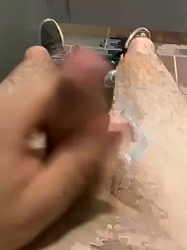 Snapshot of Drummer112 chatting on September 19, 2025, 5:50 pm Drummer112 online show from September 19, 2025, 5:50 pm