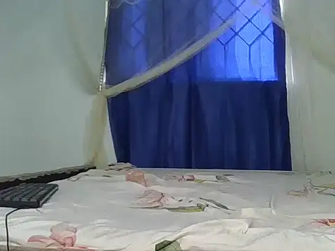 Sexy bear  online show from January 12, 2025, 1:16 pm