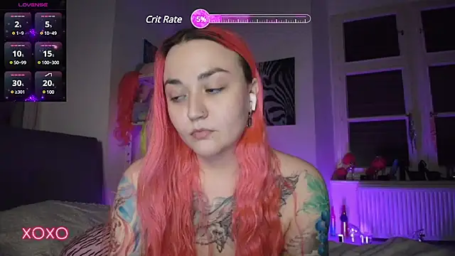 PinkHurricaneOfficial online show from February 28, 2025, 9:33 pm