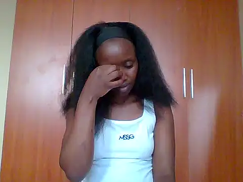 sexy darleen23 online show from October 11, 2025, 10:05 am