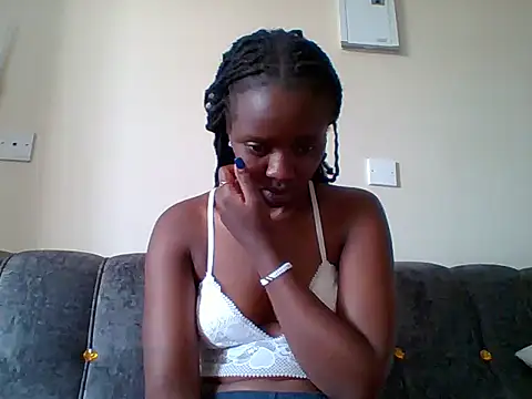 Snapshot of sexy_darleen23 chatting on February 25, 2025, 11:43 am sexy darleen23 online show from February 25, 2025, 11:43 am