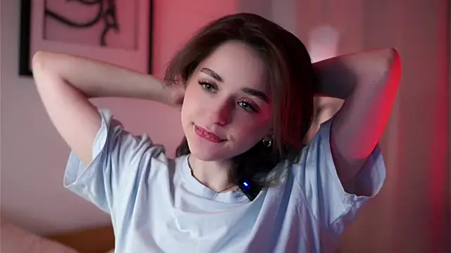 EstherMitchel online show from March 9, 2025, 1:25 am