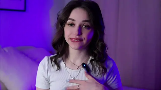 EstherMitchel online show from March 14, 2025, 1:16 am