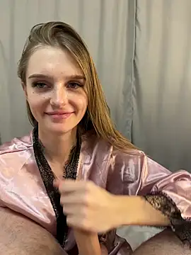 lovelly molly online show from February 18, 2025, 8:25 pm