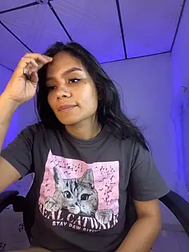 Riana Kean online show from February 6, 2025, 10:32 pm