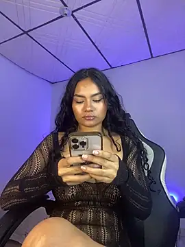 Riana Kean online show from February 17, 2025, 11:43 pm