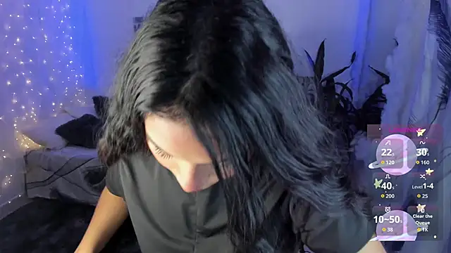 Snapshot of Riana_Kean chatting on September 18, 2025, 2:58 am Riana Kean online show from September 18, 2025, 2:58 am