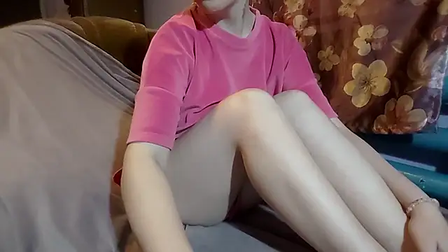  Kitti  online show from December 19, 2025, 5:48 pm