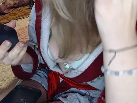  Kitti  online show from January 15, 2025, 9:09 pm