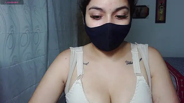 Snapshot of umarany chatting on October 20, 2025, 12:17 pm umarany online show from October 20, 2025, 12:17 pm