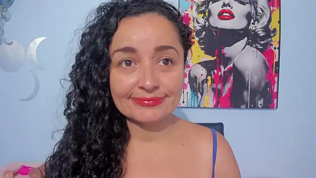 Snapshot of _luna__sweet_ chatting on September 24, 2025, 5:52 pm  luna  sweet  online show from September 24, 2025, 5:52 pm