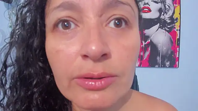 Snapshot of _luna__sweet_ chatting on September 28, 2025, 7:26 am  luna  sweet  online show from September 28, 2025, 7:26 am