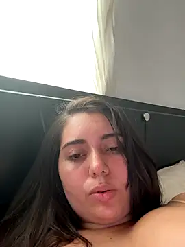 Snapshot of Tara__Sexy chatting on September 30, 2025, 9:43 pm Tara  Sexy online show from September 30, 2025, 9:43 pm