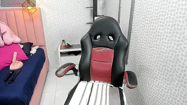 CATIAJONES online show from February 24, 2026, 6:53 pm