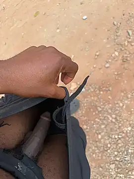 Snapshot of Black-mamba-madingo chatting on October 7, 2025, 11:44 am Black-mamba-madingo online show from October 7, 2025, 11:44 am