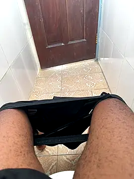 Snapshot of Black-mamba-madingo chatting on November 14, 2025, 3:48 pm Black-mamba-madingo online show from November 14, 2025, 3:48 pm