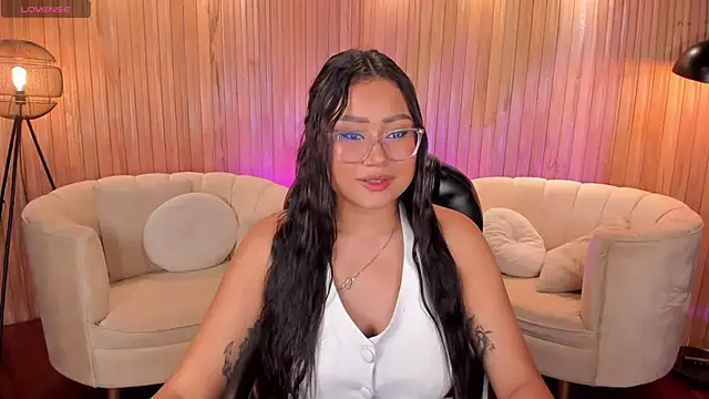 AmberLewis  online show from September 19, 2025, 3:10 am