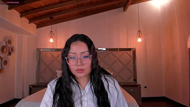 AmberLewis  online show from September 26, 2025, 3:02 am